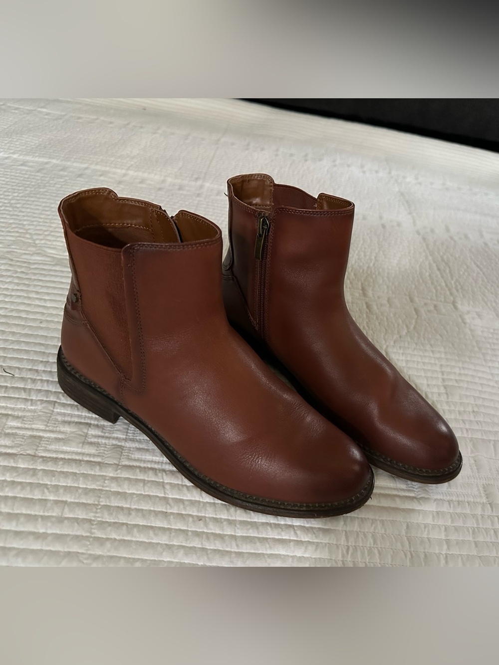 Franco Sarto Brown Chelsea Ankle Boots Size 8 Cognac
